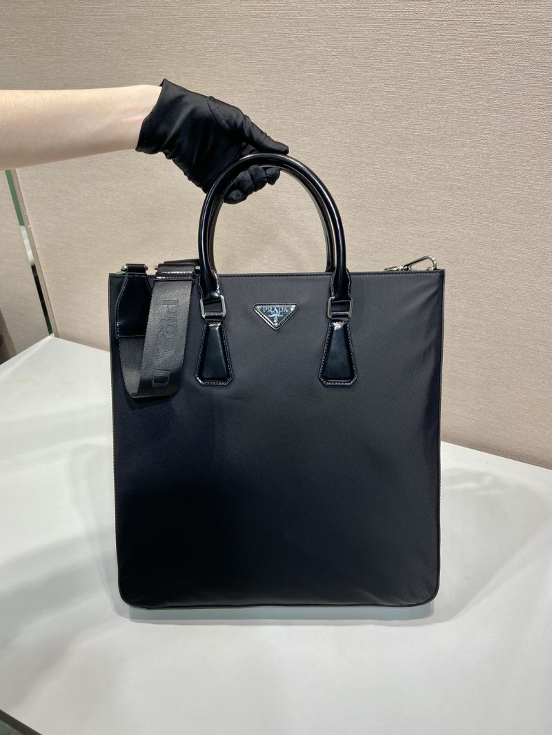 Pra*a tote bags